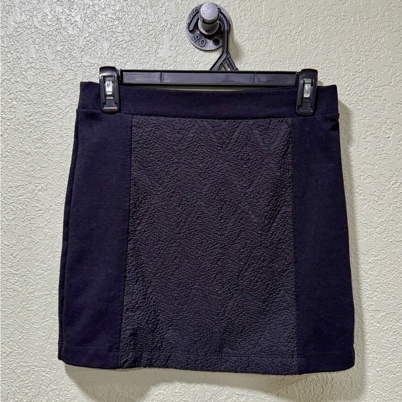 American Eagle Outfitters Dresses & Skirts - American Eagle Outfitters Black Mini Skirt 4